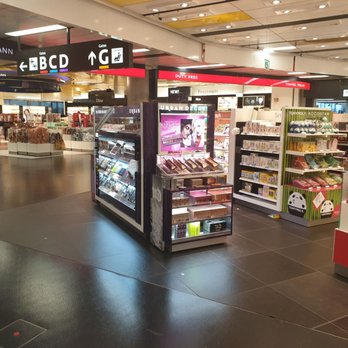Wien Flughafen - VIE - More shops - Airports Near Me - Schwechat, 3 Wien Flughafen - VIE - More shops - Airports Near Me - Schwechat, 3