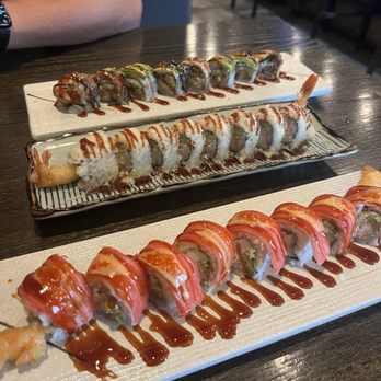 Akiko - Temptation Roll, Crunch Roll, Sky Diver Roll - Japanese Near Me - Houston, Texas