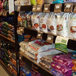 Wags To Wiskers Pet Supplies - Premium kibbles.
