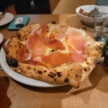 Doppio Zero Mountain View - Pizza Near Me - Mountain View, California