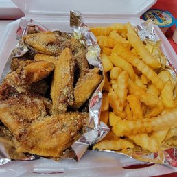 Boneless Wings Combo - Garlic Parmesan Boneless Wings Combo - Garlic Parmesan