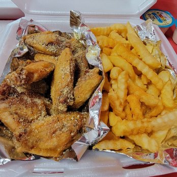 E Wing House - Boneless Wings Combo - Garlic Parmesan - Chicken Wings Near Me - Mobile, Alabama E Wing House - Boneless Wings Combo - Garlic Parmesan - Chicken Wings Near Me - Mobile, Alabama