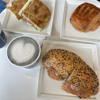 Duo Patisserie & Cafe - Desserts Near Me - Markham, Ontario