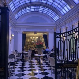 The entry into the restaurant. Gorgeous. The entry into the restaurant. Gorgeous.