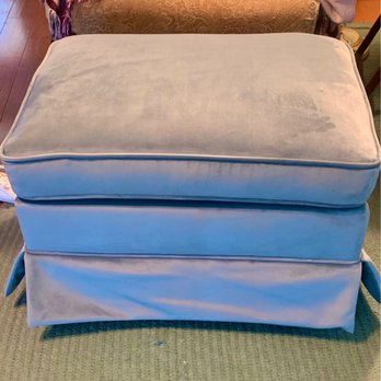 Arrow Upholstery - Ottoman - Furniture Reupholstery Near Me - La Verne, California