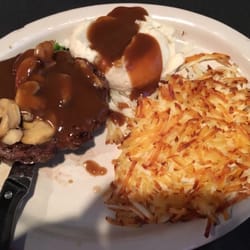 Big Red - 12oz Chopped Steak with Mashed Potatoes & Hash Browns ($12.99)