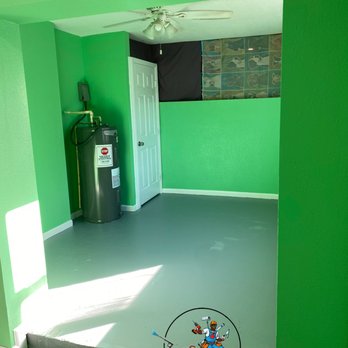 Prideful Services - an empty room with green walls - Pressure Washers Near Me - Tampa, Florida Prideful Services - an empty room with green walls - Pressure Washers Near Me - Tampa, Florida