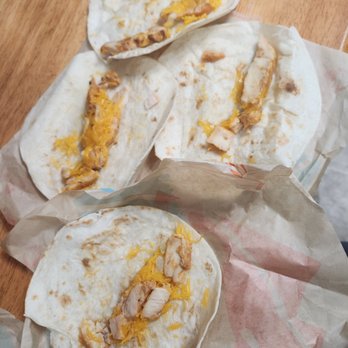 Taco Bell - Paid $34 for a 12pk of chicken and cheese only. Inster of beef there is nothing in here to charge an extra $12 - Fast Food Near Me - Blaine, Washington