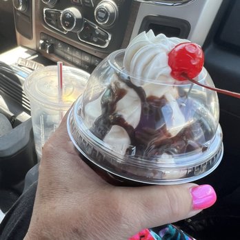 Sonic Drive-In - Sundae - Burgers Near Me - Sparks, Nevada Sonic Drive-In - Sundae - Burgers Near Me - Sparks, Nevada