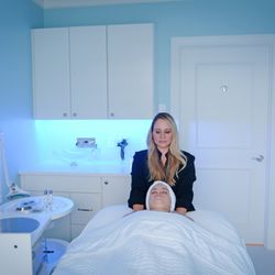 Alan Durkin, MD - Advanced Skincare