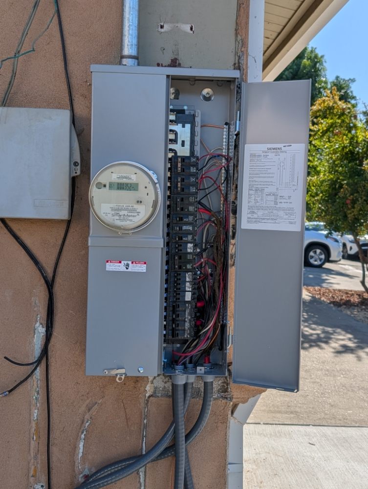 Slide of Fine Designs Electrical & Construction