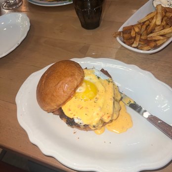 The VIG Chicago - The runny burger - American Near Me - Chicago, Illinois The VIG Chicago - The runny burger - American Near Me - Chicago, Illinois
