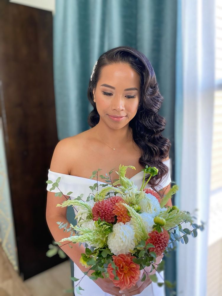 Mai Artistry Makeup & Hair Logo