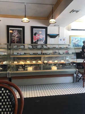 Cocoluxe Fine Pastries by null