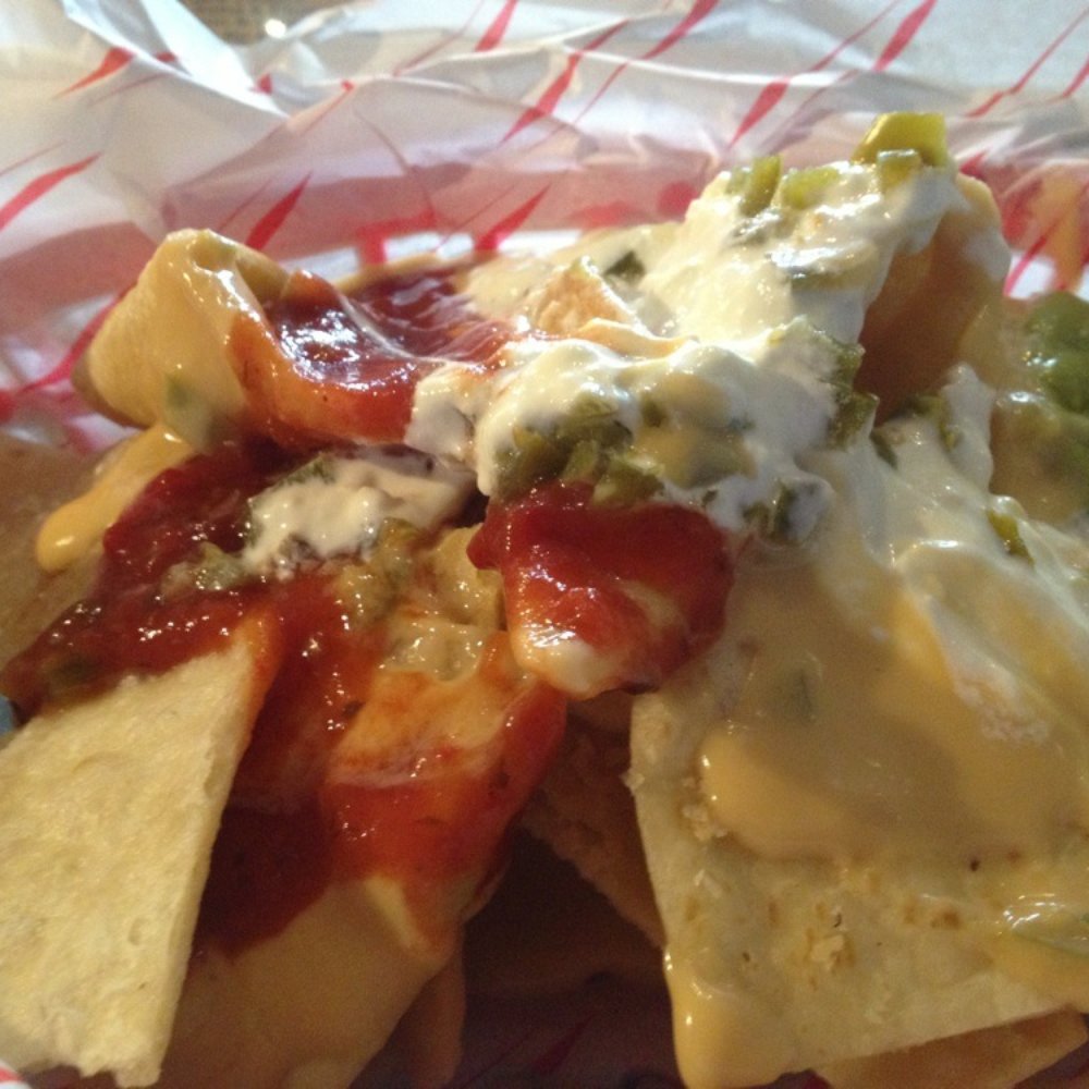 The Raven - Nachos! - Pubs Near Me - Glasgow, GLG