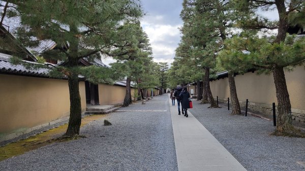 Daitoku-ji Temple by null
