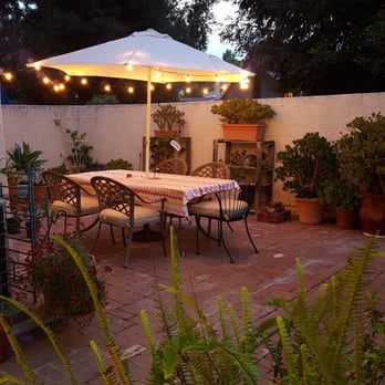Huggins Homes - A welcoming patio - Real Estate Services Near Me - Thousand Oaks, California Huggins Homes - A welcoming patio - Real Estate Services Near Me - Thousand Oaks, California