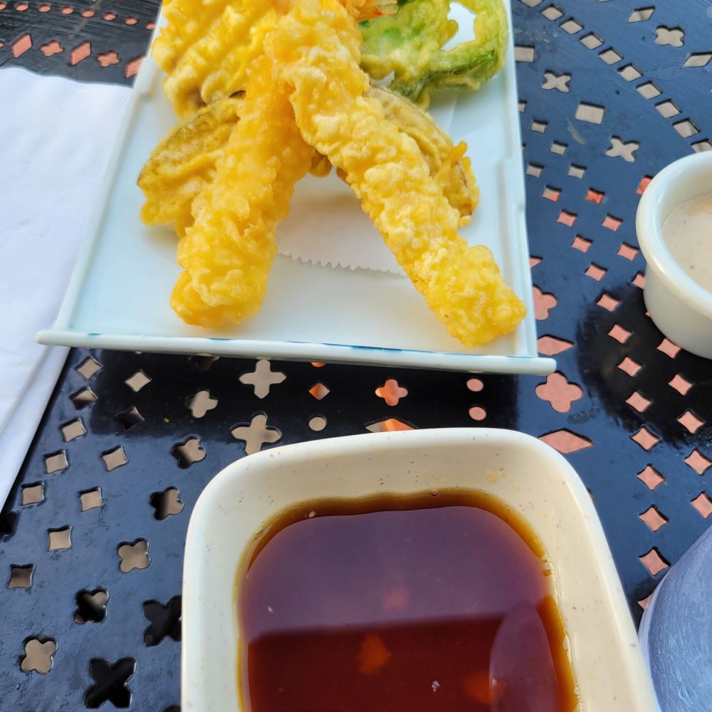 Ginza Sushi - Mixed Tempura - Sushi Bars Near Me - Honolulu, Hawaii Ginza Sushi - Mixed Tempura - Sushi Bars Near Me - Honolulu, Hawaii