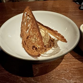 Arlo Grey by Kristen Kish - TOASTED SOURDOUGH ICE CREAM - New American Near Me - Austin, Texas Arlo Grey by Kristen Kish - TOASTED SOURDOUGH ICE CREAM - New American Near Me - Austin, Texas