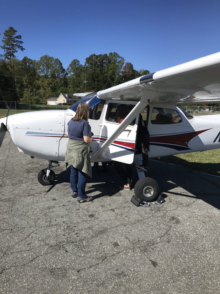 ELON AVIATION Updated August 2024 3445 N Aviation Dr, Burlington, North Carolina Flight