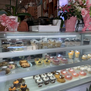 Olenka Peruvian Bistro - Great selection of sweet indulgence - Bakeries Near Me - Weston, Florida