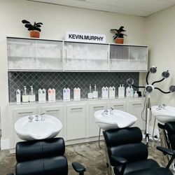 Secrets Salon