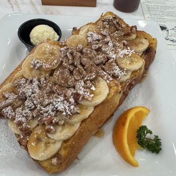 Keke's Breakfast Cafe - Banana French toast - Breakfast & Brunch Near Me - Mt. Juliet, Tennessee
