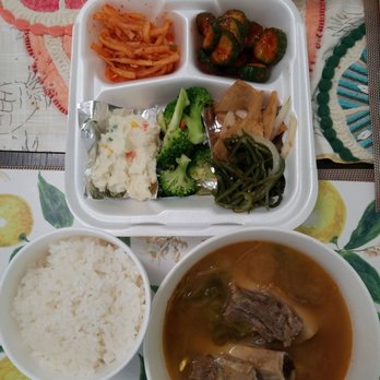 Hwang's Restaurant - Beef Short Rib with Dried Cabbages Soup ($13.99): Comes with rice and a variety of banchan - Korean Near Me - Gardena, California Hwang's Restaurant - Beef Short Rib with Dried Cabbages Soup ($13.99): Comes with rice and a variety of banchan - Korean Near Me - Gardena, California