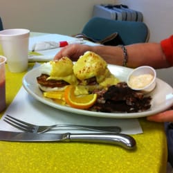 Islamorada Moose Lodge - Crab Cake Benedict