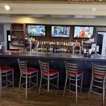 Fat Willy's - Bar area - Pizza Near Me - Mesa, Arizona Fat Willy's - Bar area - Pizza Near Me - Mesa, Arizona