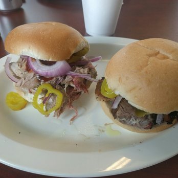 Smokin Stan's BBQ - Sliders with banana peppers, jalapenos, and onion! - Barbeque Near Me - Norfolk, Nebraska