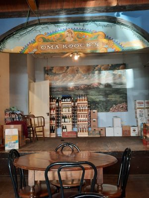 Hondo's On Main by null