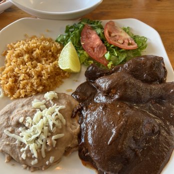 Tamales Don Misael - Chicken mole - Mexican Near Me - Lyons, Illinois
