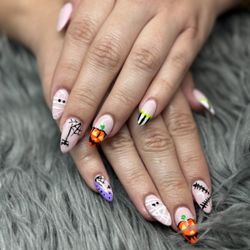 Sassy Nails - Halloween nails