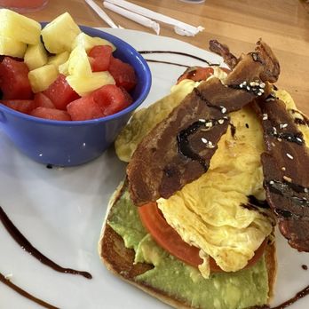 Lola’s Kitchen - Avocado toast - Comfort Food Near Me - San Fernando, California Lola’s Kitchen - Avocado toast - Comfort Food Near Me - San Fernando, California