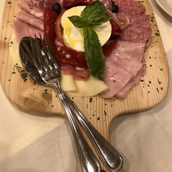 Magna Restaurant - Italian Near Me - Flushing, New York Magna Restaurant - Italian Near Me - Flushing, New York