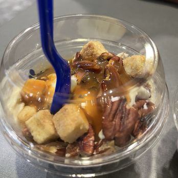 Culver's - Turtle chocolate cheesecake custard - Ice Cream & Frozen Yogurt Near Me - Strongsville, Ohio