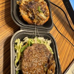 Senor Bob's Burgers And Dogs - Green chili burger