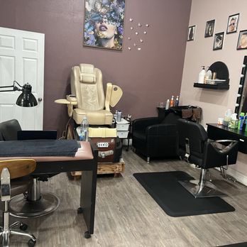 New Image - Hair Salons Near Me - Delhi, California New Image - Hair Salons Near Me - Delhi, California