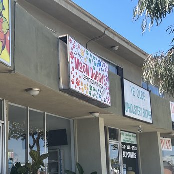 Moon Doggy's Grooming - Outside - Pet Groomers Near Me - Santa Monica, California Moon Doggy's Grooming - Outside - Pet Groomers Near Me - Santa Monica, California