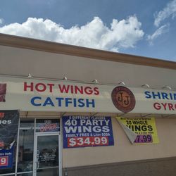 Captain JJ's Fish And Chicken - I purchased catfish and wings. I got some other fish and wings. A tasteless mushy foreign import.