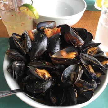 Dirty Pierre's - Mussels and spicy margarita - Bars Near Me - Forest Hills, New York