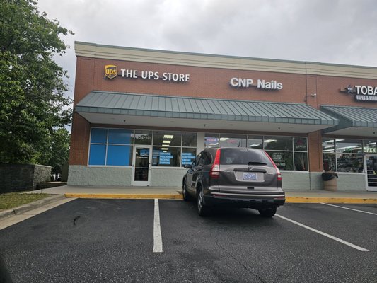 Ups Raleigh Nc THE UPS STORE - Updated July 2026 - 21 Photos - 404 E Six Forks Rd ...