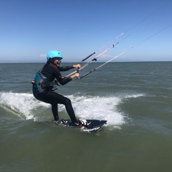 Fun day kitesurfing