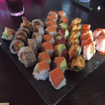 Sushi Palace - Lots of sushi rolls. - Sushi Bars Near Me - North Haven, Connecticut Sushi Palace - Lots of sushi rolls. - Sushi Bars Near Me - North Haven, Connecticut