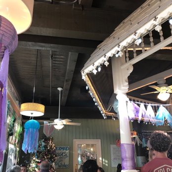 Cinnamon's Restaurant - whimsical... happy we got seats inside - Pancakes Near Me - Kailua, Hawaii Cinnamon's Restaurant - whimsical... happy we got seats inside - Pancakes Near Me - Kailua, Hawaii