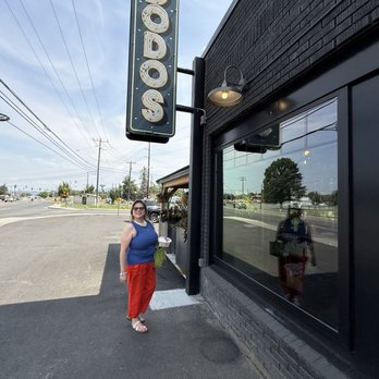 Dodo's - Outside sign - New American Near Me - Spokane Valley, Washington