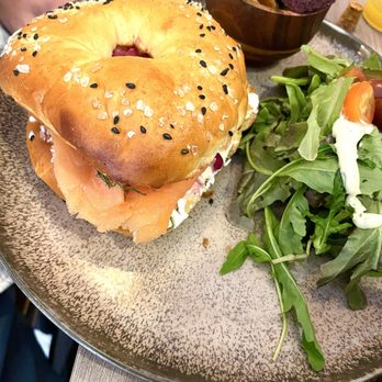 Mokambo Alfalfa - Breakfast & Brunch Near Me - Seville, SE