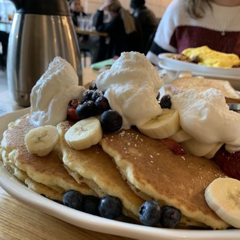 Eggy's Diner Chicago - Fruit Pancakes - Breakfast & Brunch Near Me - Chicago, Illinois