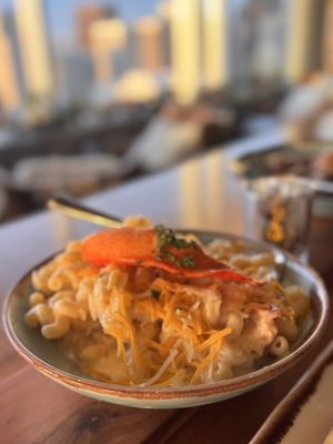 Peaks Lounge by null